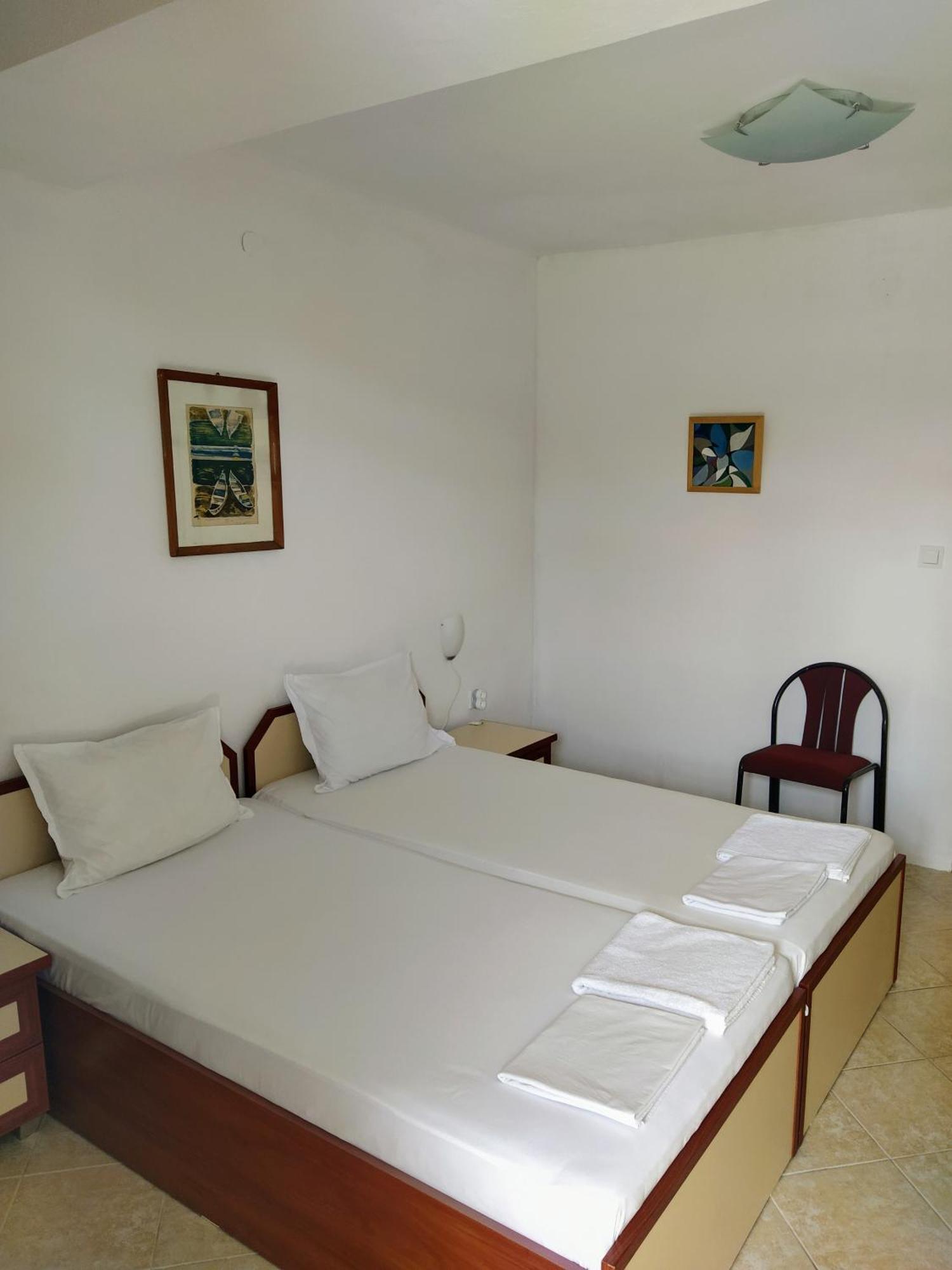 Guest House Polikseni Sozopol Bilik gambar