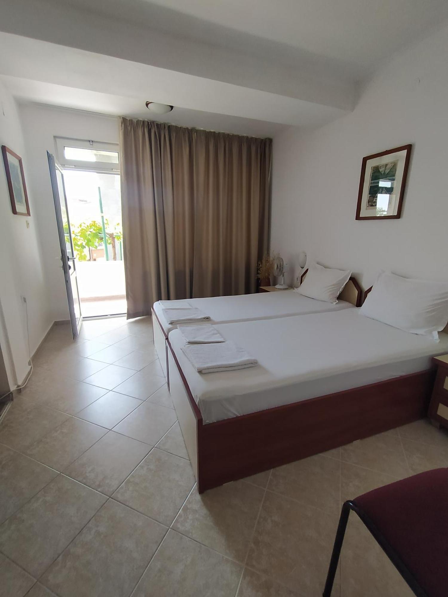 Guest House Polikseni Sozopol Bilik gambar